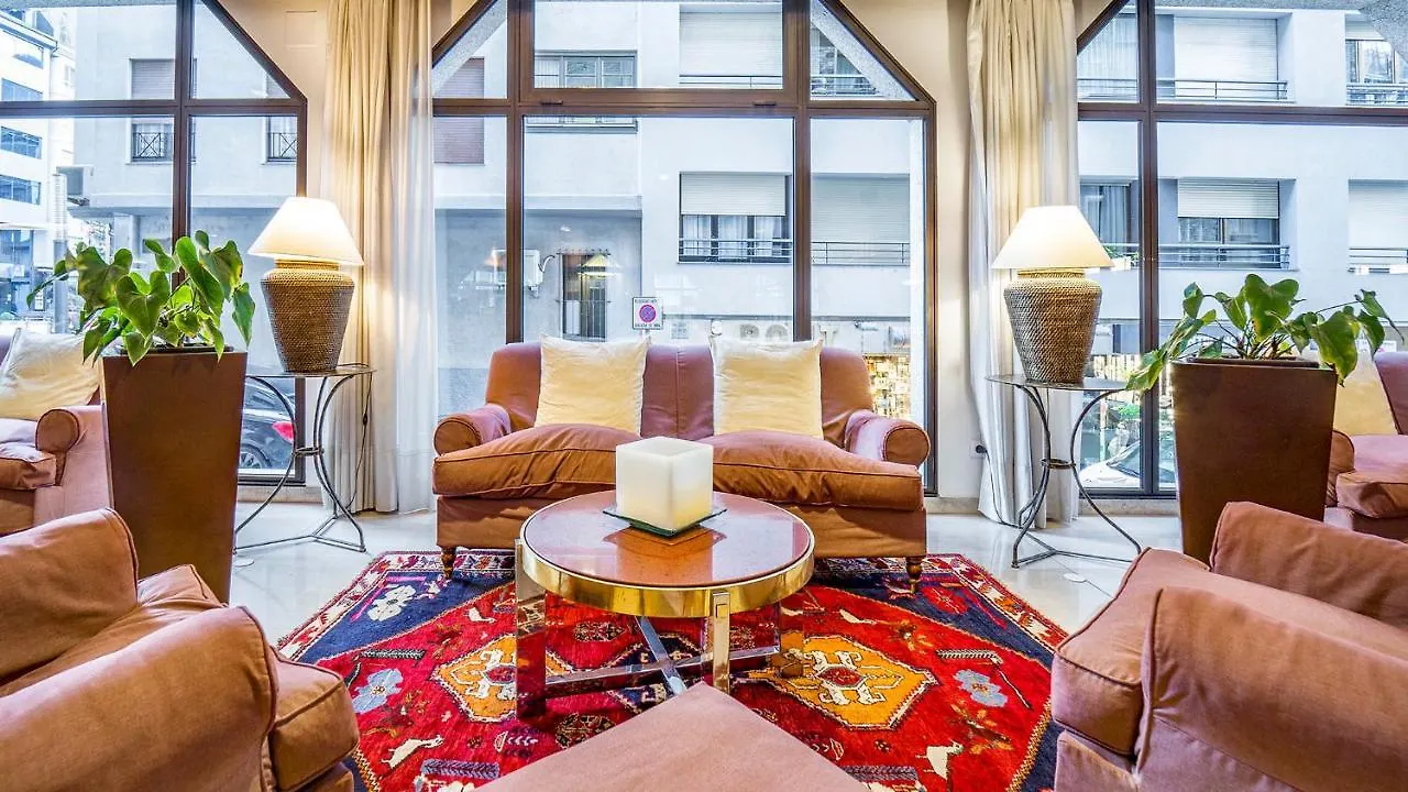 Roc Blanc Hotel & Spa Andorra la Vella 4*,